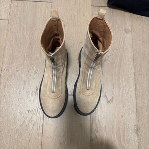 Flattered Tan Women's Zip up Boots